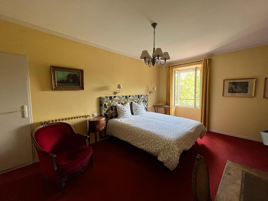 Chambres D'Hotes Le Cedre Bleu Saint-Lattier Zewnętrze zdjęcie