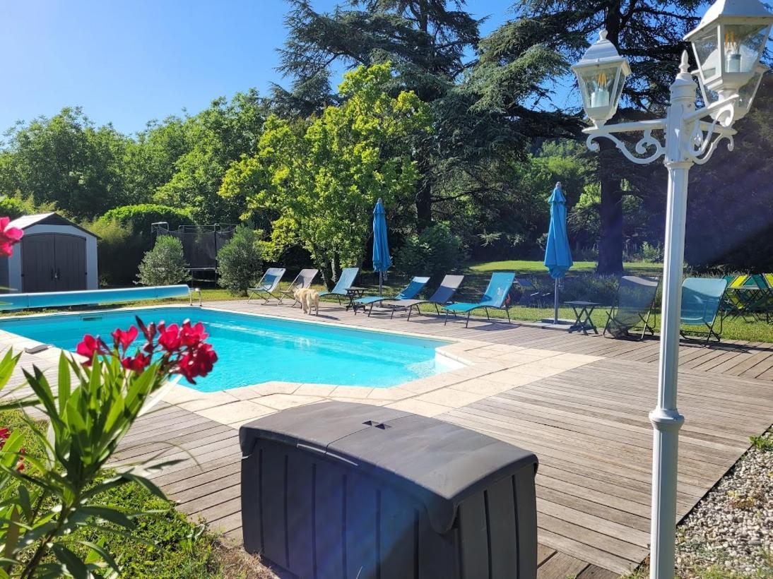 Chambres D'Hotes Le Cedre Bleu Saint-Lattier Zewnętrze zdjęcie
