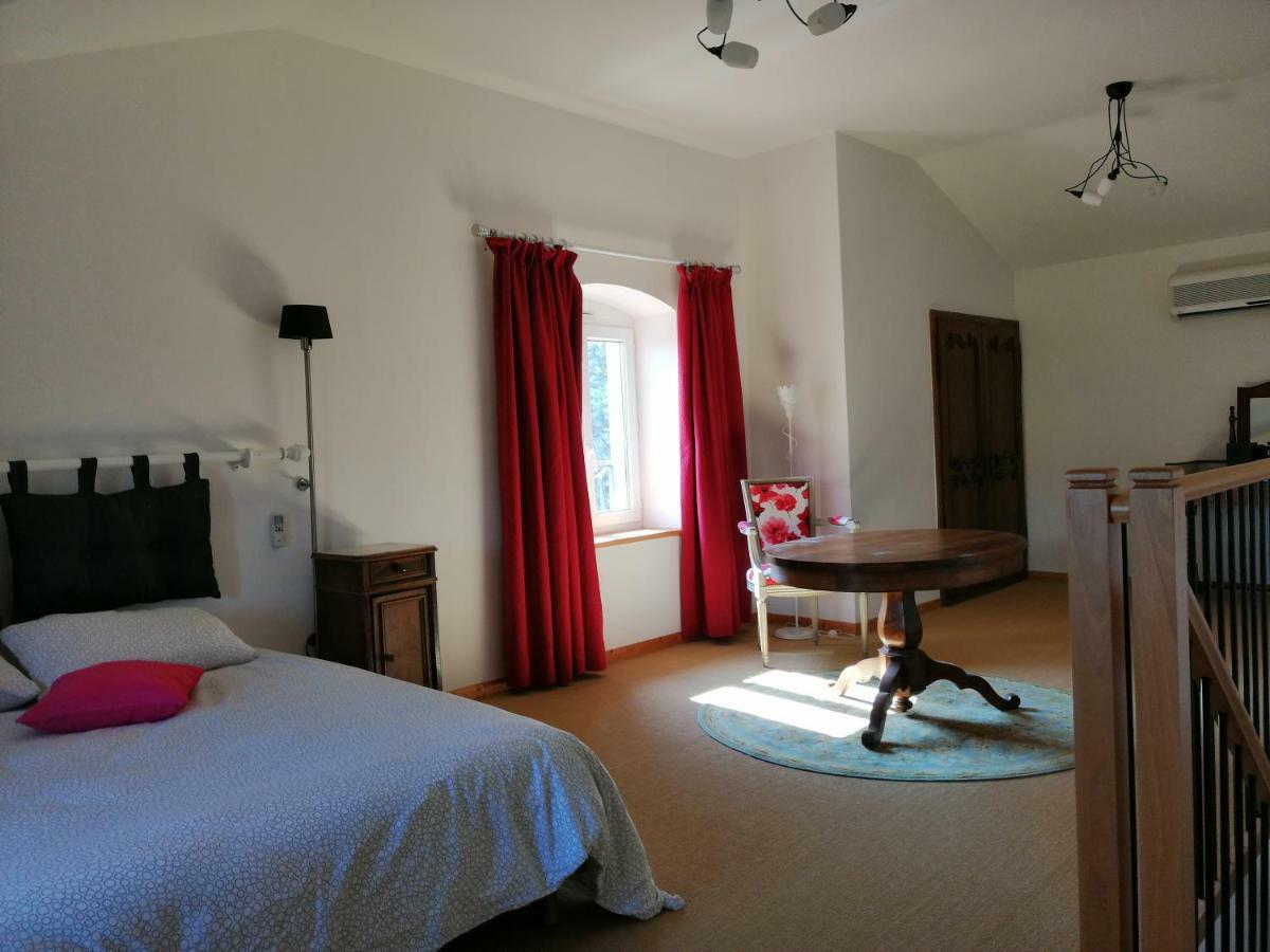 Chambres D'Hotes Le Cedre Bleu Saint-Lattier Zewnętrze zdjęcie