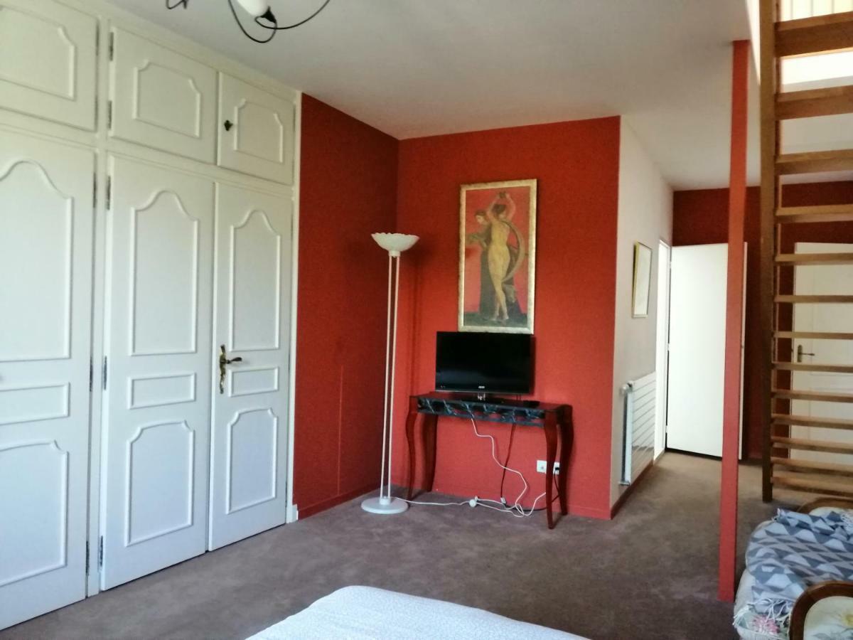 Chambres D'Hotes Le Cedre Bleu Saint-Lattier Zewnętrze zdjęcie